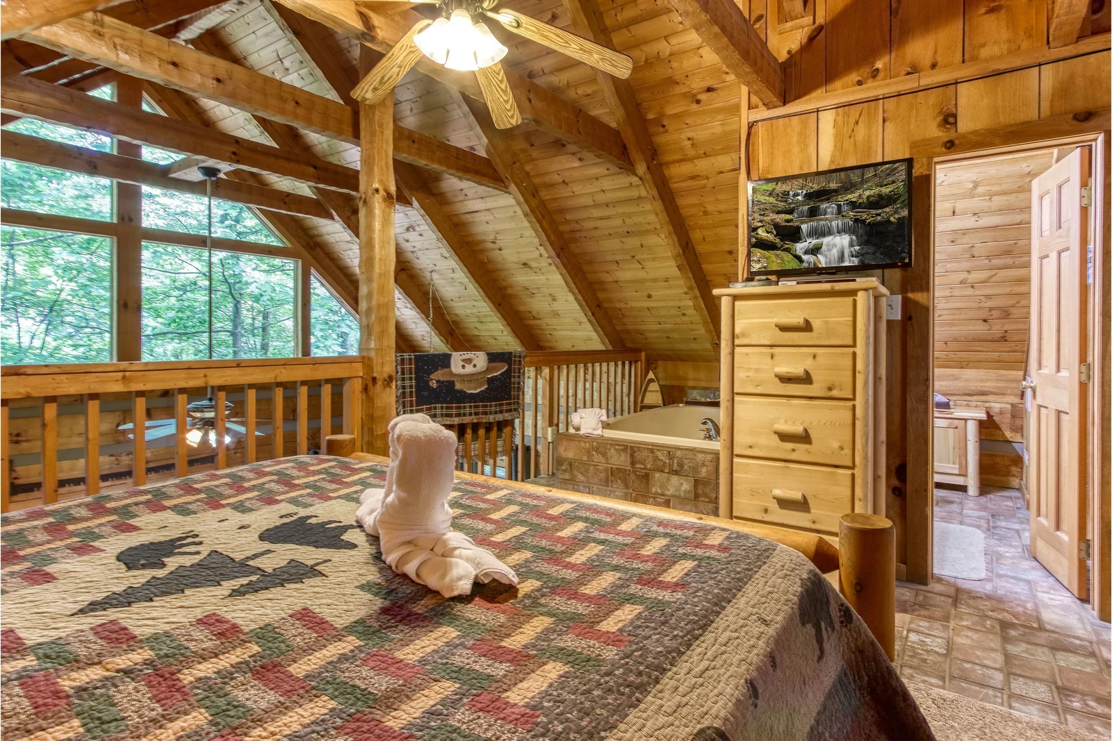 Cozy Mountain Hideaway
