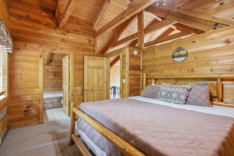 Black Bear Hideaway