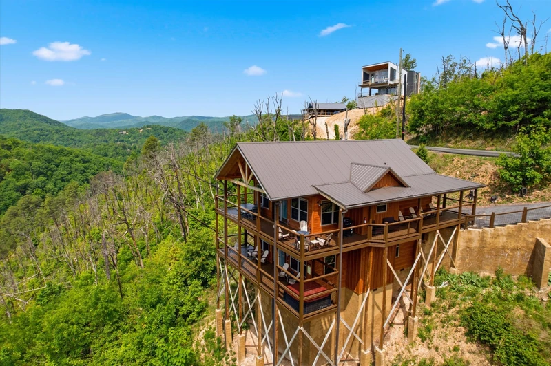 Little Bear Lodge