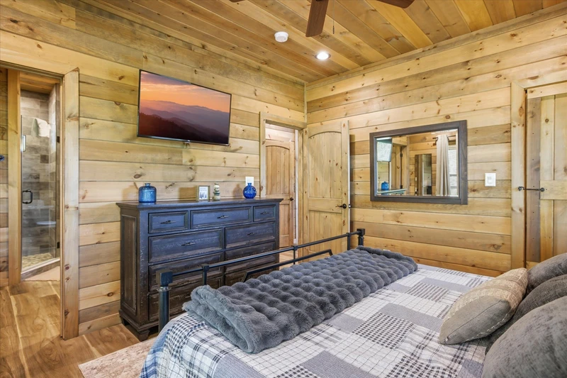 Little Bear Lodge