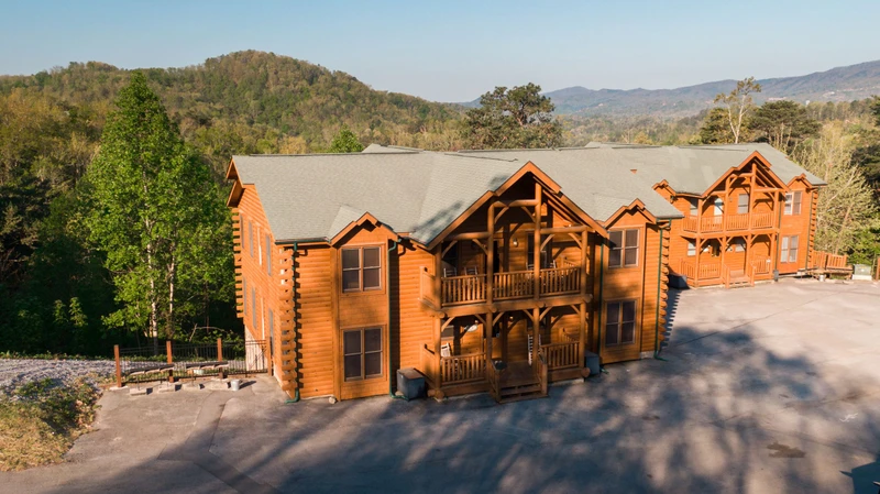 Property image, Exterior, of Black Bear Lodge