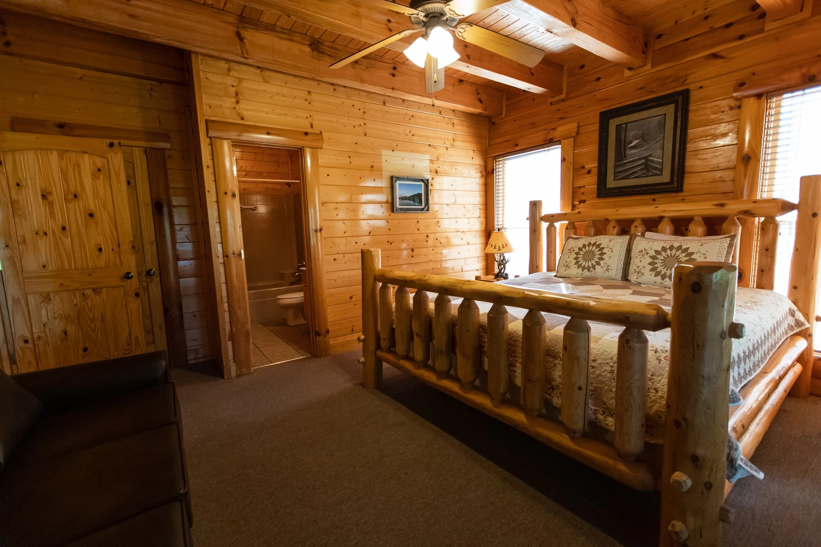 Property image, Exterior, of Black Bear Lodge