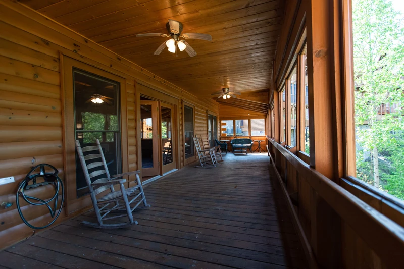 Property image, Exterior, of Black Bear Lodge