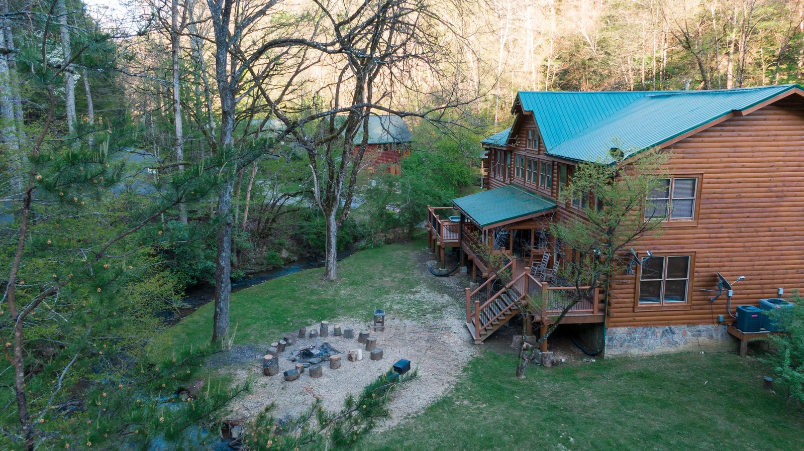 Property image, Exterior, of The Lodge at Caney Creek