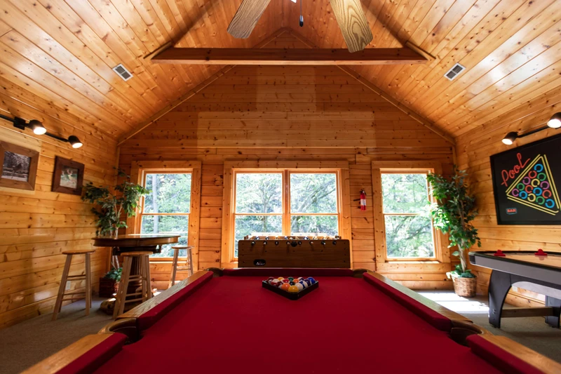 Property image, Exterior, of Rushing Water Lodge