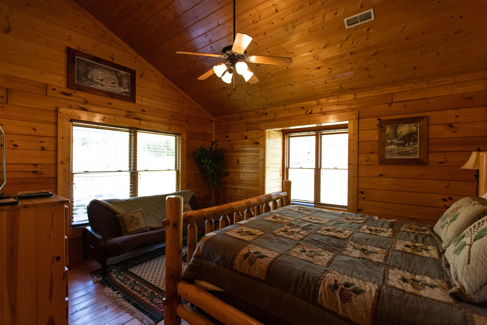 Property image, Exterior, of Rushing Water Lodge