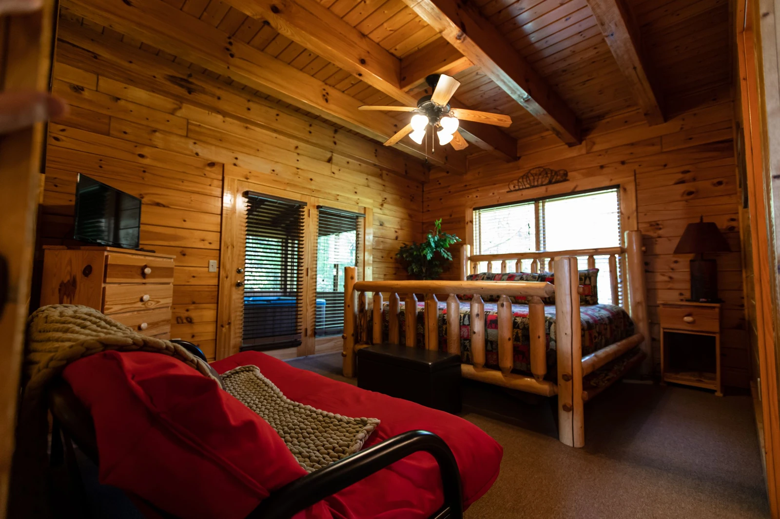 Property image, Exterior, of Rushing Water Lodge