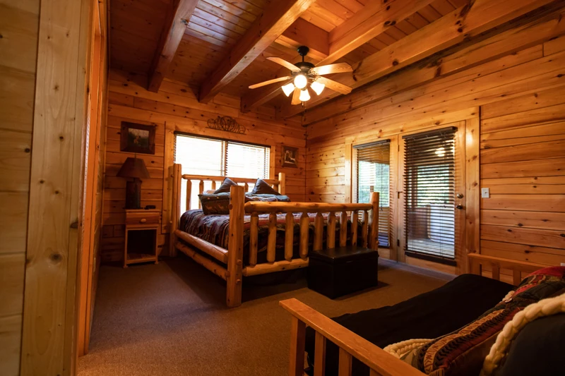 Property image, Exterior, of Rushing Water Lodge