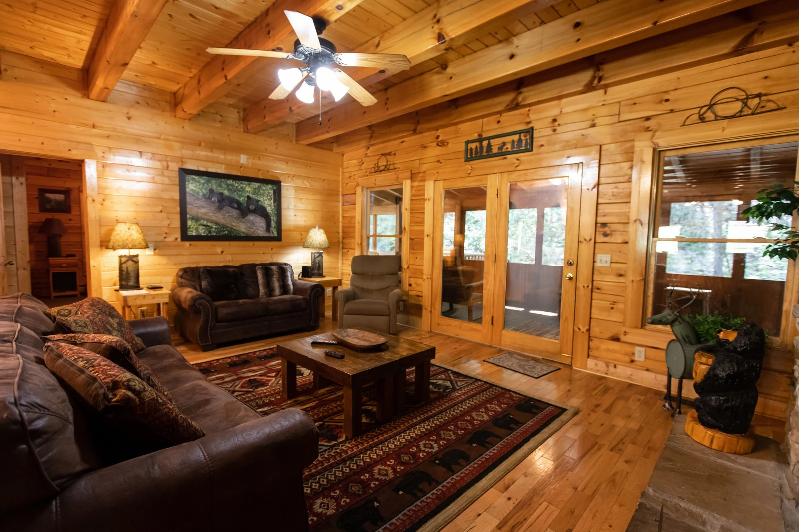 Property image, Exterior, of Rushing Water Lodge