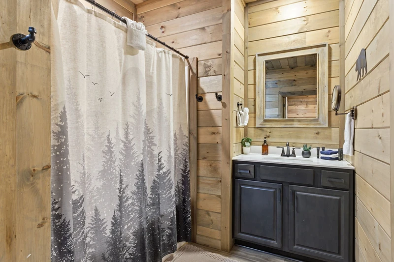 Little Bear Lodge