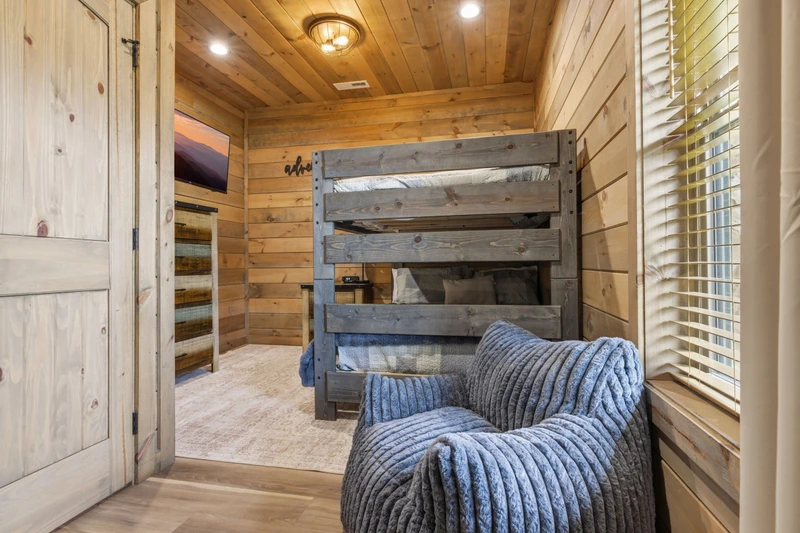 Little Bear Lodge