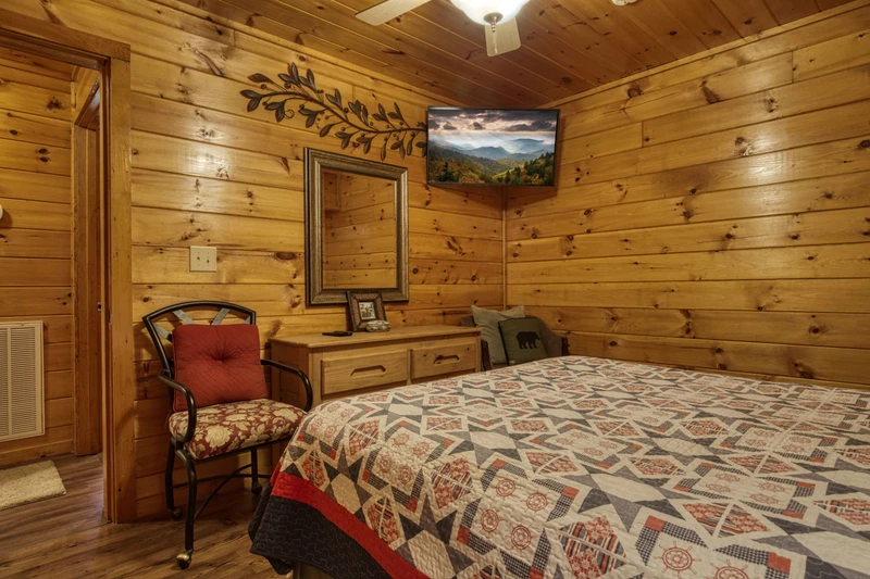 Three Bears lower level bedroom with a queen size bed