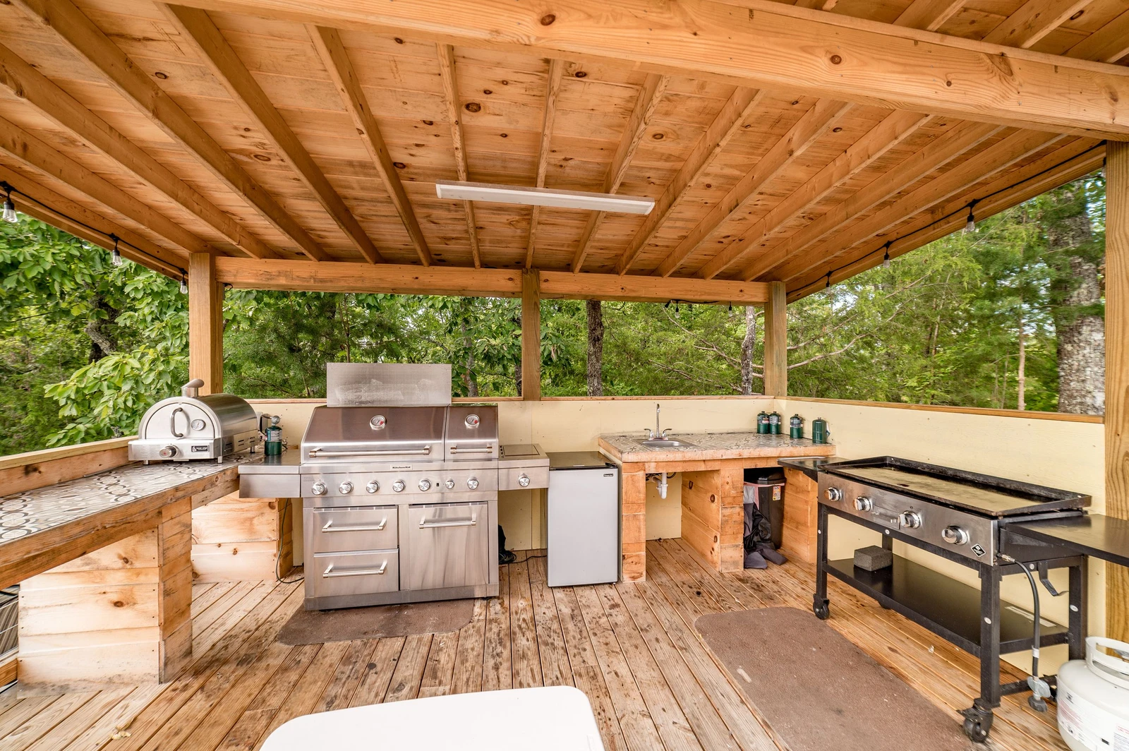 Property image, Exterior, of Big Kahuna