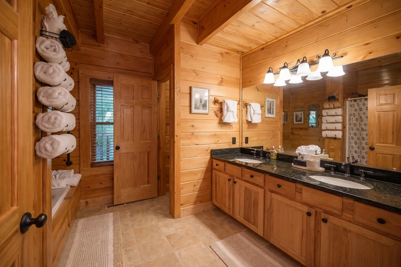 Property image, Interior, of Big Kahuna