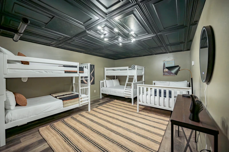 Property image, Interior, of Bluff Mountain Inn