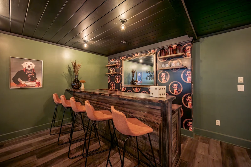 Property image, Interior, of Bluff Mountain Inn