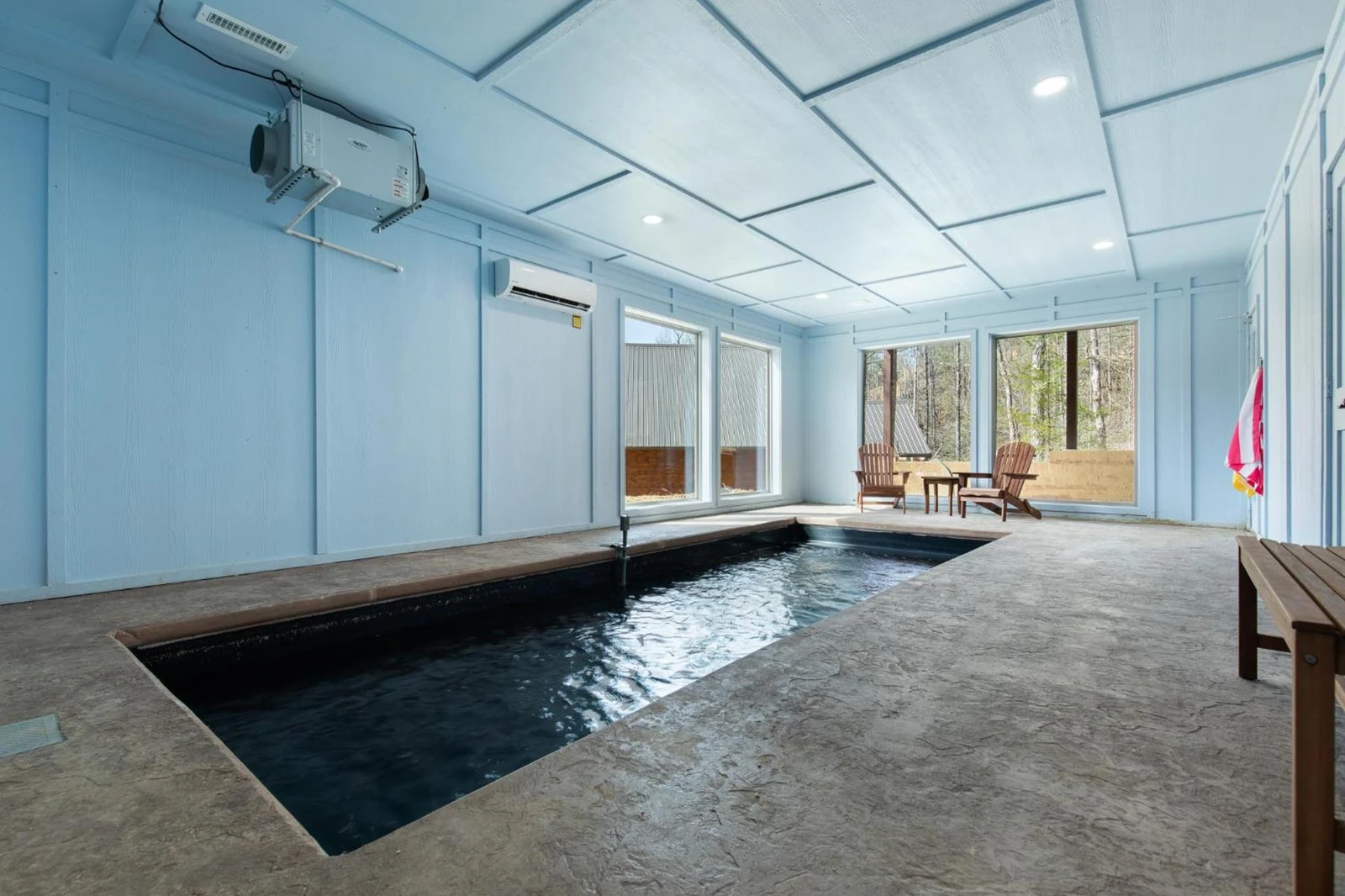 Property image, Interior, of Smoky Poolside Chalet