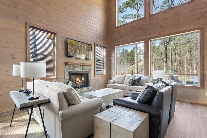 Property image, Interior, of Smoky Poolside Chalet