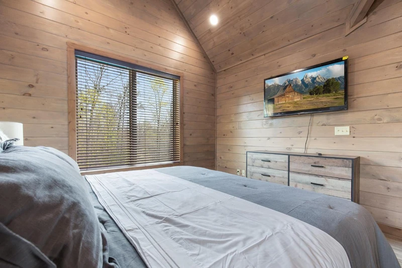Property image, Interior, of Smoky Poolside Chalet