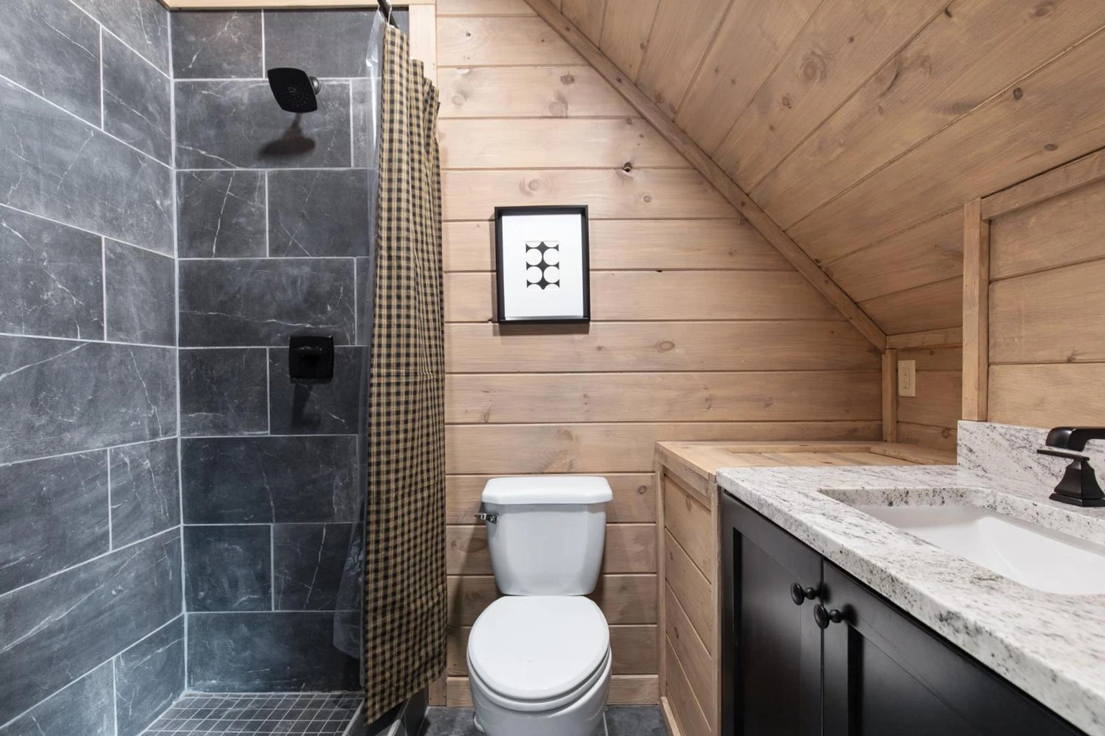 Property image, Interior, of Smoky Poolside Chalet