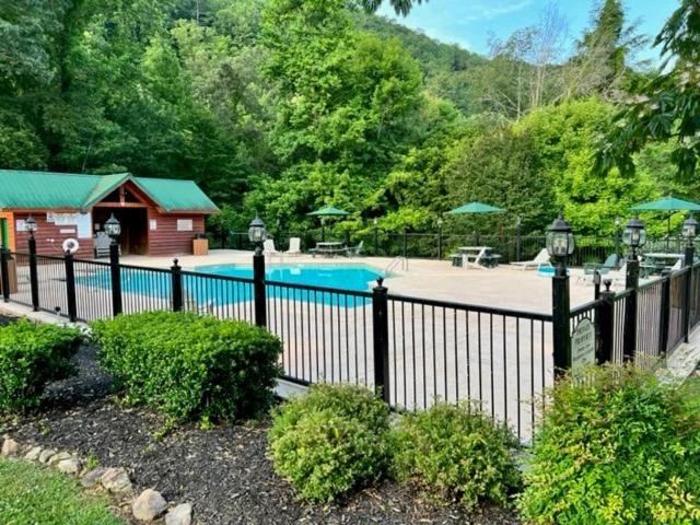 Property image, Interior, of Smoky Poolside Chalet