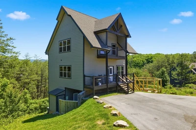 smoky blue haven is one of the best Smoky Mountain cabins