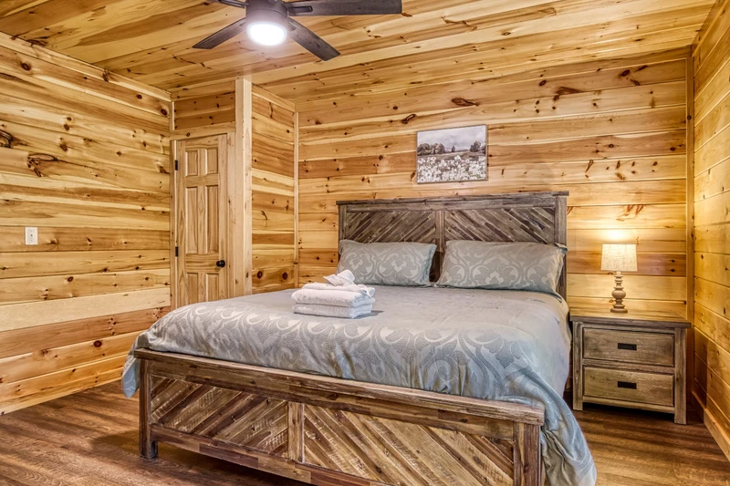 Mountain Memories lower level bedroom with king size bed