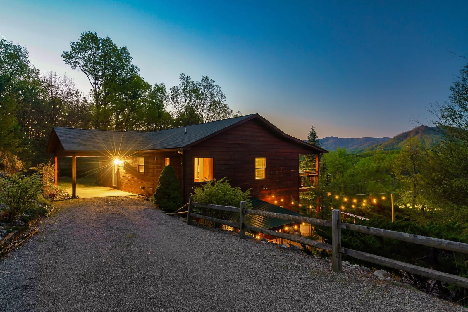 Smoky Mountains Lodge