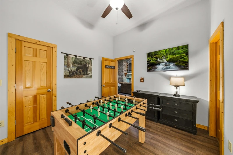 Evergreen Majesty Lodge