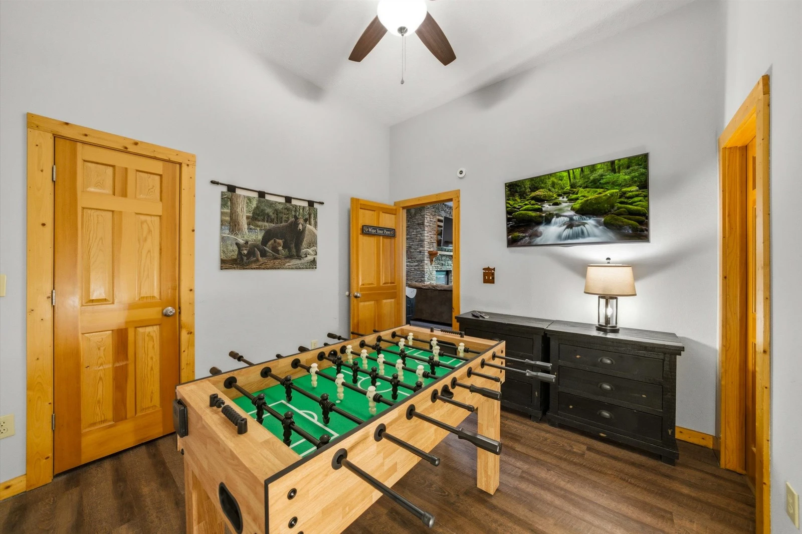 Evergreen Majesty Lodge