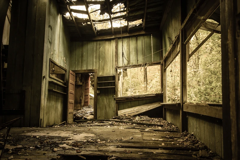 elkmont ghost town is one of the best things to do in Gatlinburg