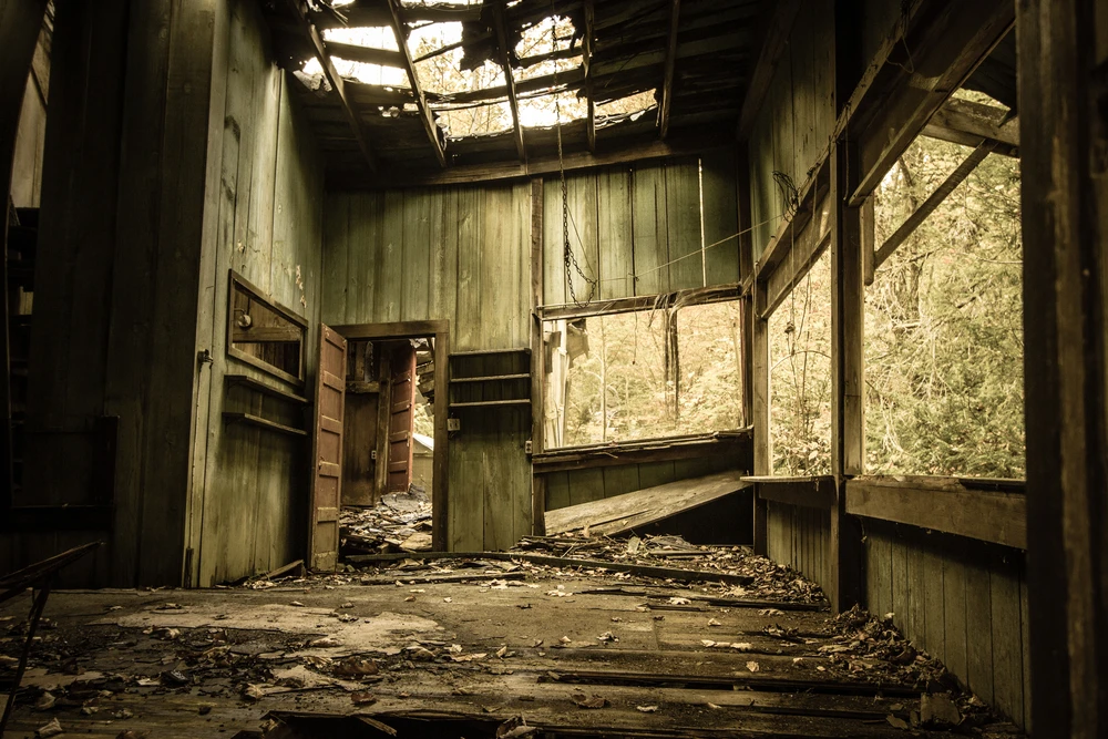 elkmont ghost town is one of the best things to do in Gatlinburg