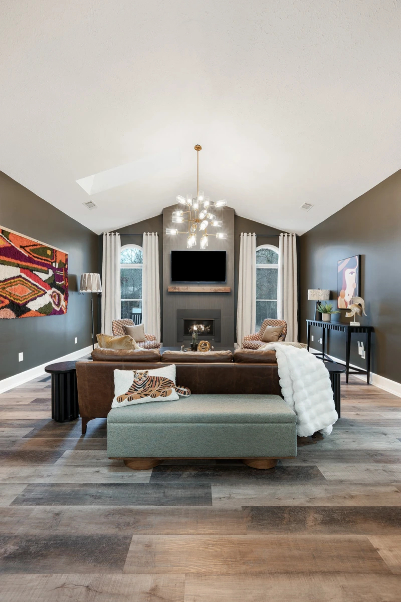 Property image, Interior, of Bluff Mountain Inn