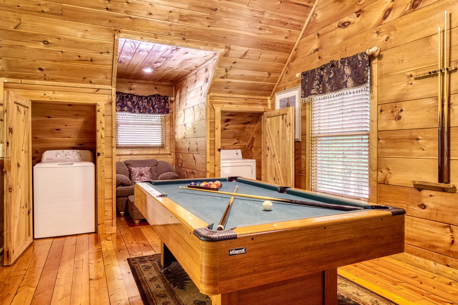 Washer and Dryer Pigeon Forge Cabin Rental