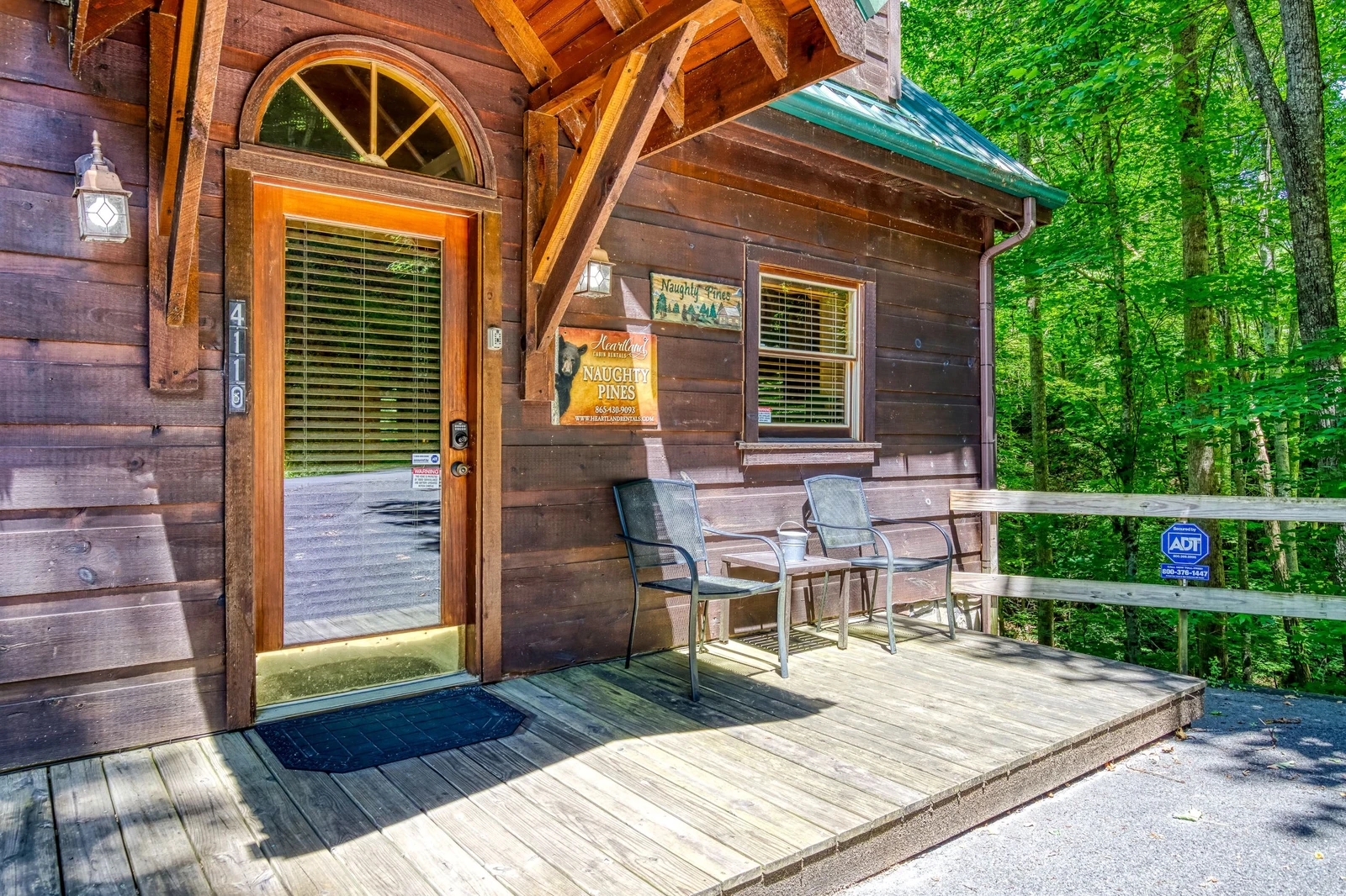 Front Door Naughty Pines Cabn Rental