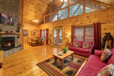 Perfect 1 BR with Loft Cabin Between Pigeon Forge and Gatlinburg