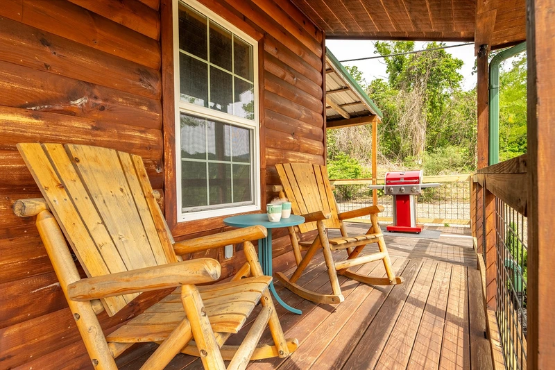 Hilltop Hideaway