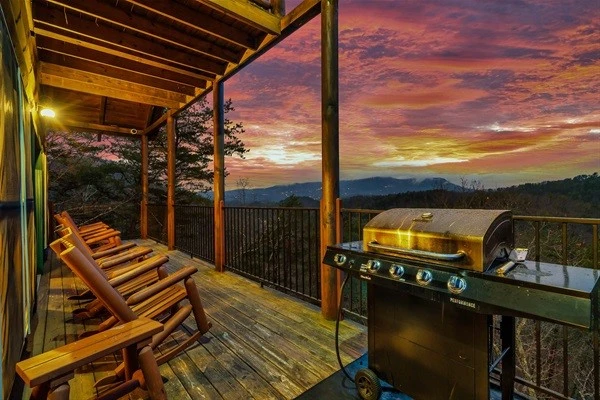 Lazybear Lodge