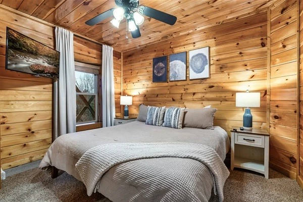 Lazybear Lodge