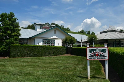 the apple barn winery