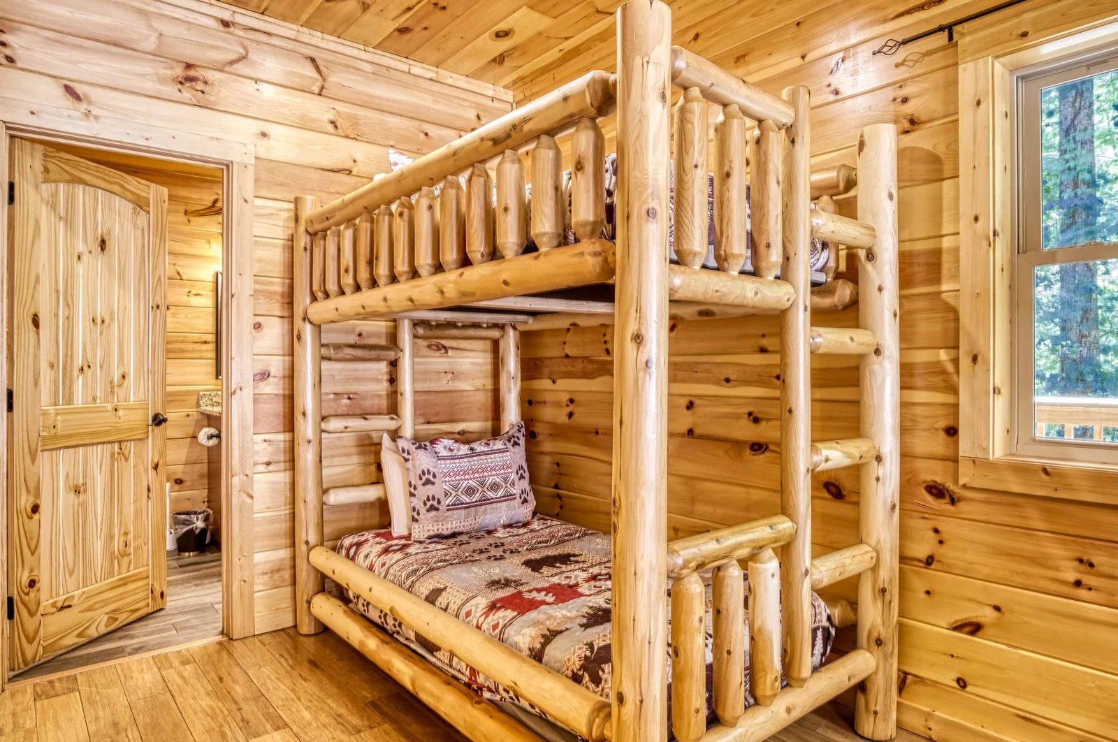 Woodness Gracious bunk beds in main level bedroom