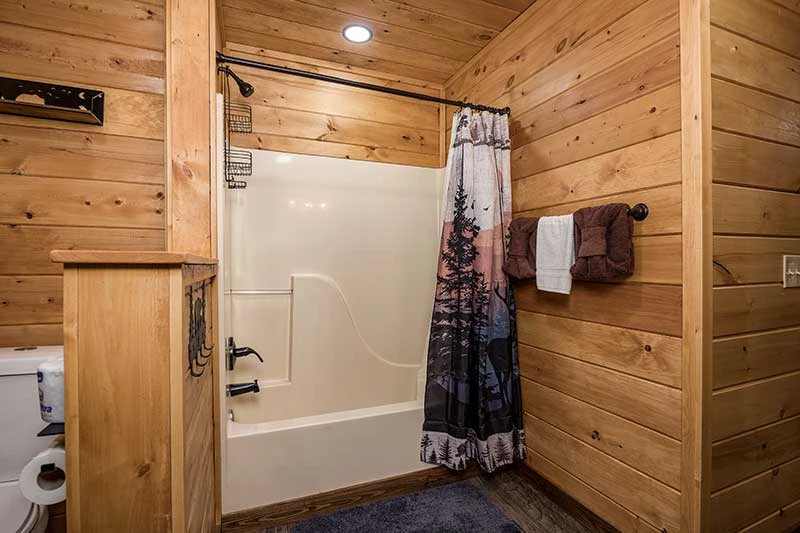 Second bedroom's bath shower combo.