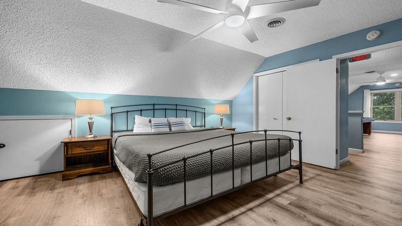 King sized iron bed, great after a long day of fun in the Smokies.