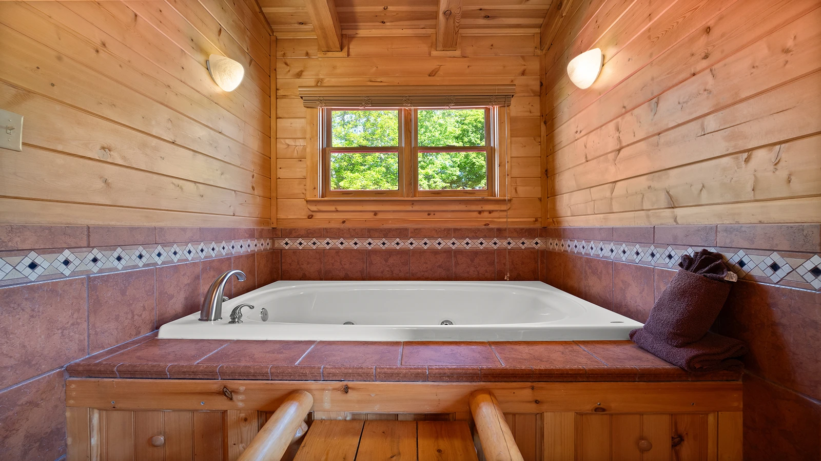 Jacuzzi tub in your Smoky Mountains cabin's fourth bedroom.