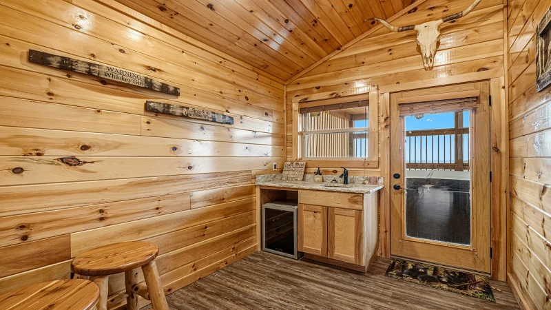 Step out onto the upper porch for some fantastic views of the Smoky Mountains.