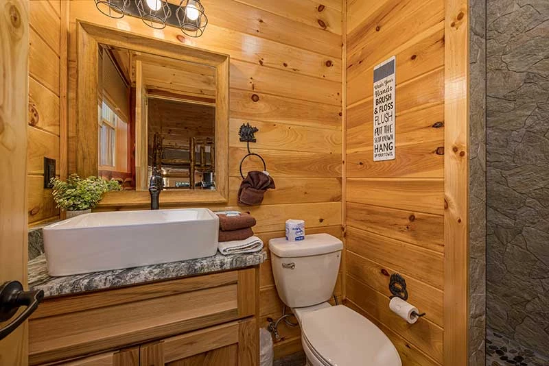 In-bedroom full bath.