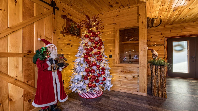 This spectacular cabin rental in the Tennessee Smoky Mountains is the place to be for a joyus Smoky Mountains Christmas!