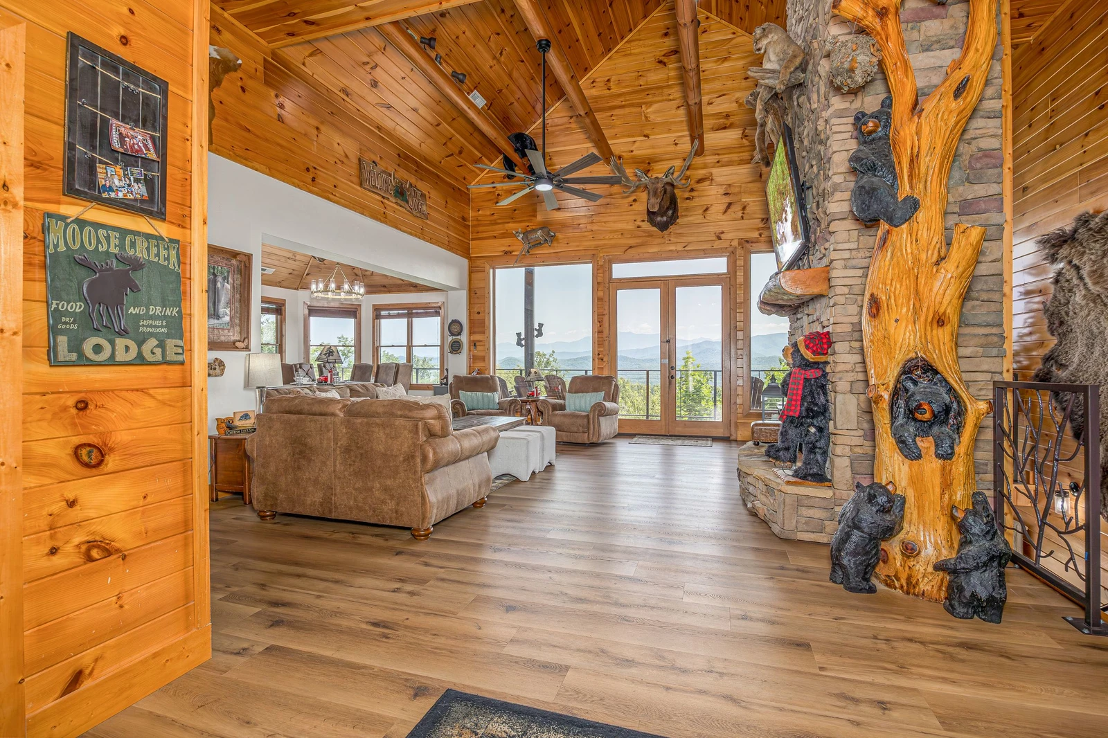 There's lots of character in your Smoky Mountains cabin.