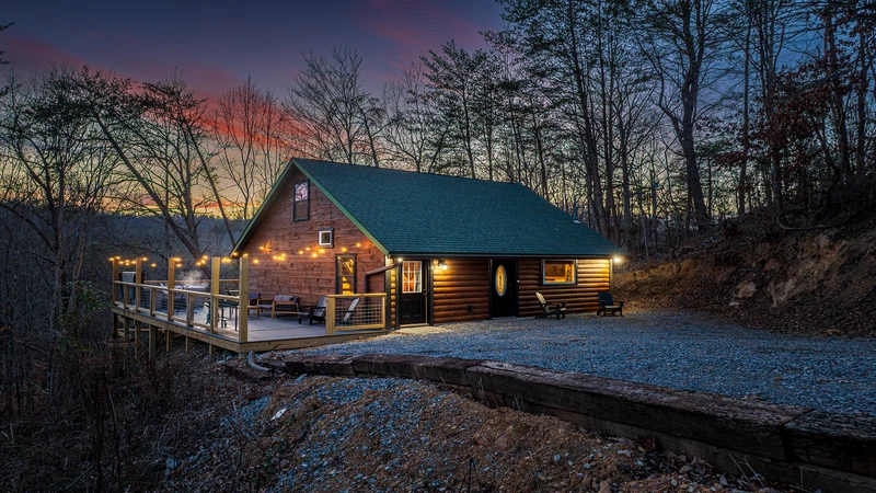 Mountain Whispers Smoky Mountains cabin sunset. 