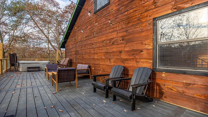 Plenty of deck seating for family and friends to enjoy the great outdoors.
